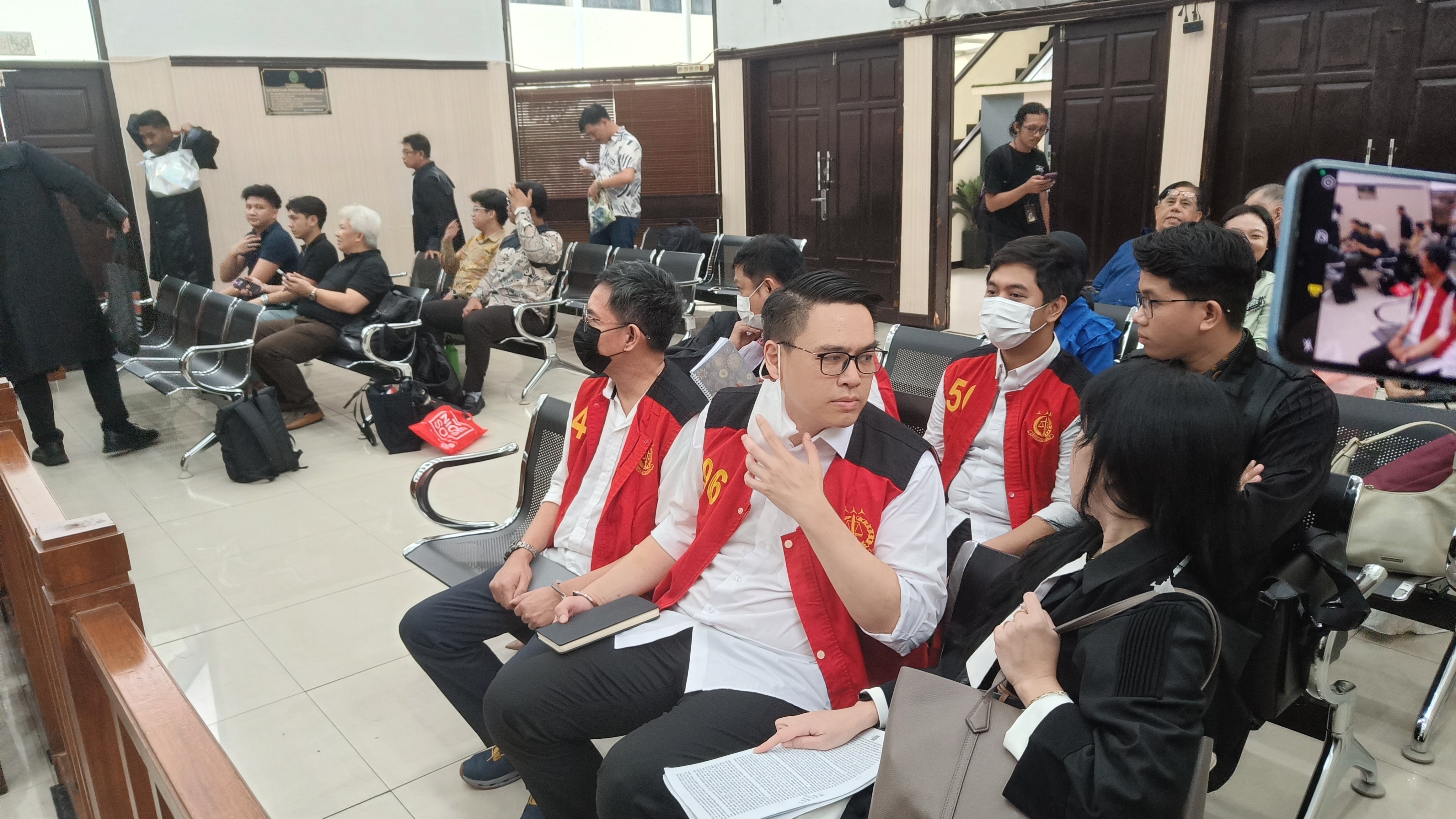 Teluku untuk artikel Kasus Judol Kominfo, Terdakwa Sebut Ada ”Jatah” untuk Menteri Budi Arie